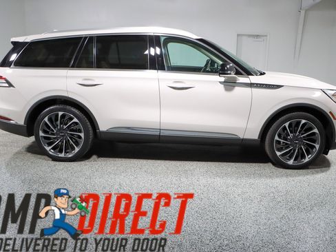 Used 2020 Lincoln Aviator Reserve w/ Equipment Group 202A image 6