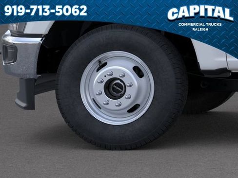 New 2025 Ford F350 XL w/ XL Chrome Package AWD/4WD image 19