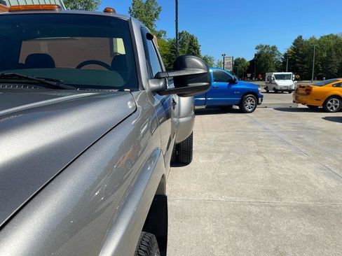 Used 2002 Chevrolet Silverado 3500 LS AWD/4WD image 3