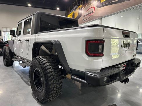 Used 2023 Jeep Gladiator Sport AWD/4WD image 32