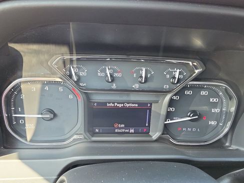Certified 2021 GMC Sierra 2500 SLE w/ SLE Convenience Package AWD/4WD image 8