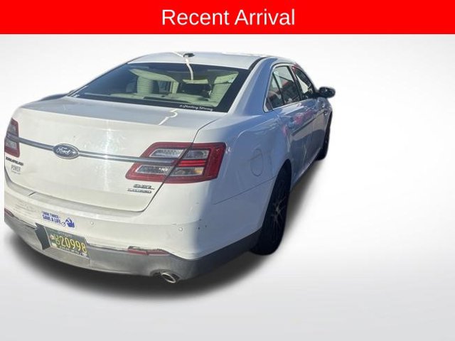 Used 2013 Ford Taurus SEL FWD image 4