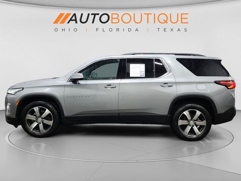 Used 2023 Chevrolet Traverse LT w/ LT Premium Package AWD/4WD image 2