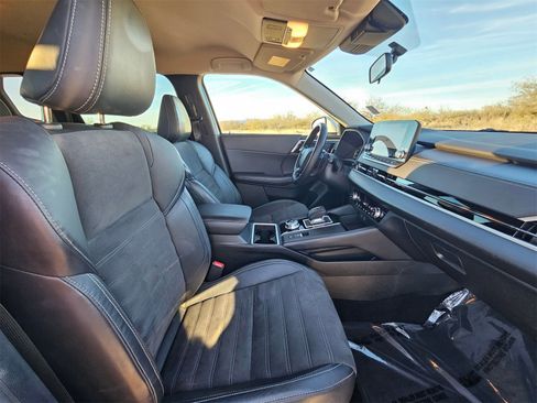 Used 2023 Mitsubishi Outlander SE image 26