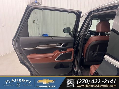Used 2024 Kia Telluride SX Prestige AWD/4WD image 10