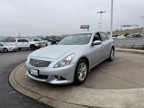 Used 2011 INFINITI G37 x Sedan w/ Premium Pkg image 10