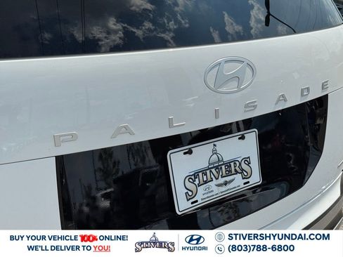 Certified 2026 Hyundai Palisade Limited AWD/4WD image 16