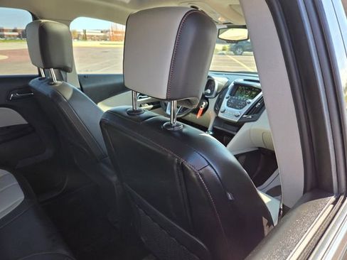 Used 2016 Chevrolet Equinox LTZ w/ Enhanced Convenience Package AWD/4WD image 41
