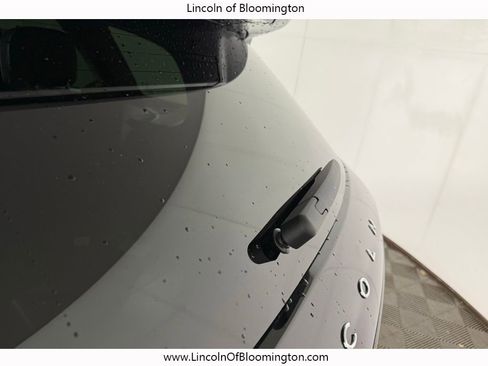 New 2026 Lincoln Corsair Premiere image 23