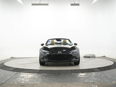 Used 2016 MAZDA MX-5 Miata Grand Touring RWD image 9