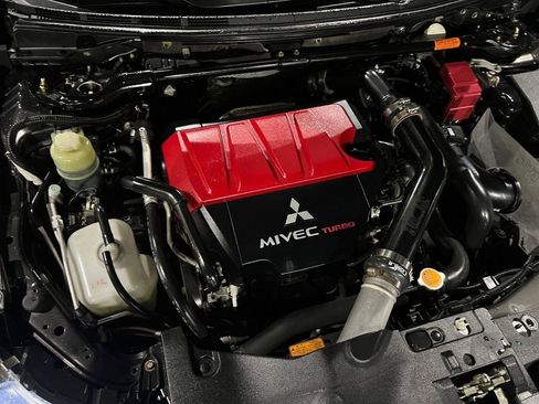 Used 2010 Mitsubishi Lancer Evolution GSR image 37