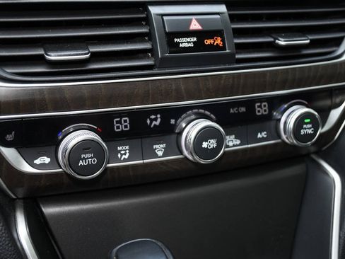 Used 2018 Honda Accord EX-L image 37