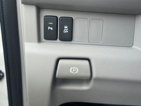Used 2015 Honda Pilot Touring image 27