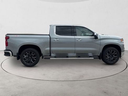 New 2026 Chevrolet Silverado 1500 LTZ w/ LTZ Premium Package AWD/4WD image 4