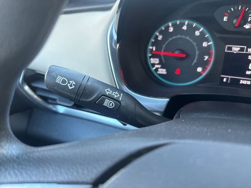 Used 2023 Chevrolet Traverse LS w/ Safety Package image 31