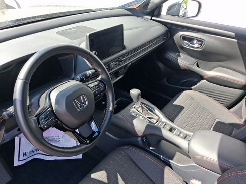 Used 2026 Honda HR-V Sport image 4