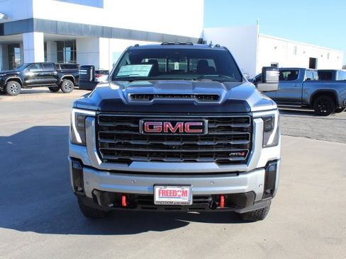 New 2026 GMC Sierra 2500 AT4 w/ AT4 Premium Plus Package image 8