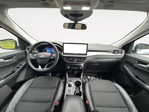 Used 2025 Ford Escape SE FWD image 11