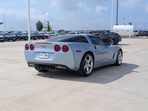 Used 2012 Chevrolet Corvette Coupe w/ 3LT Preferred Equipment Group RWD image 5
