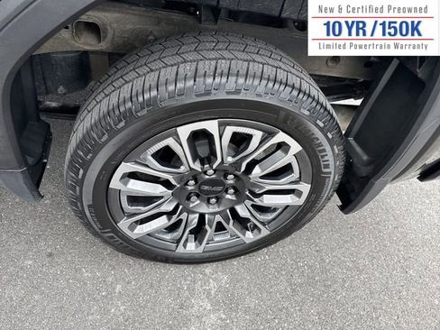 Certified 2023 GMC Sierra 1500 Denali Ultimate image 12