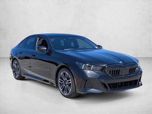 New 2026 BMW 530i w/ M Sport Package RWD image 7