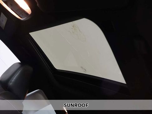 Used 2021 Dodge Charger Scat Pack image 4