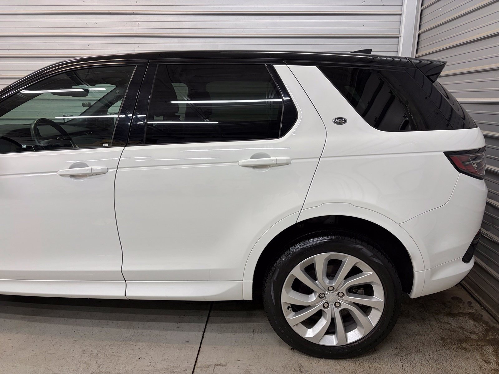 Used 2022 Land Rover Discovery Sport S R-Dynamic AWD/4WD image 5