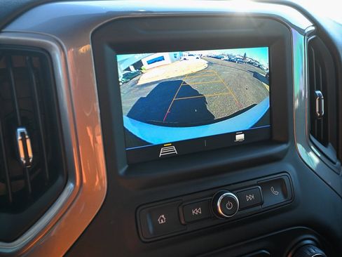 Used 2022 Chevrolet Silverado 2500 Custom w/ Custom Value Package image 37