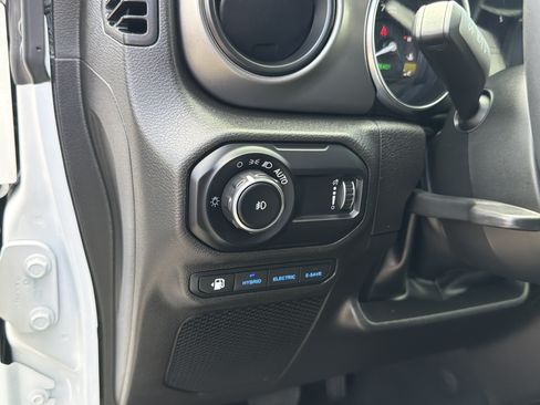 Used 2023 Jeep Wrangler Unlimited w/ Cold Weather Group AWD/4WD image 14