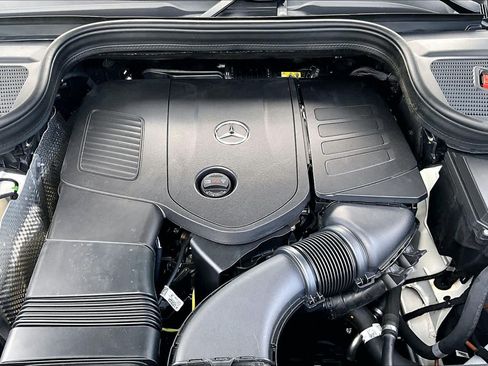 Used 2025 Mercedes-Benz GLE 350 4MATIC image 33