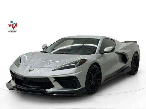 Used 2020 Chevrolet Corvette Stingray Premium Cpe w/ 3LT Preferred Equipment Group RWD image 5