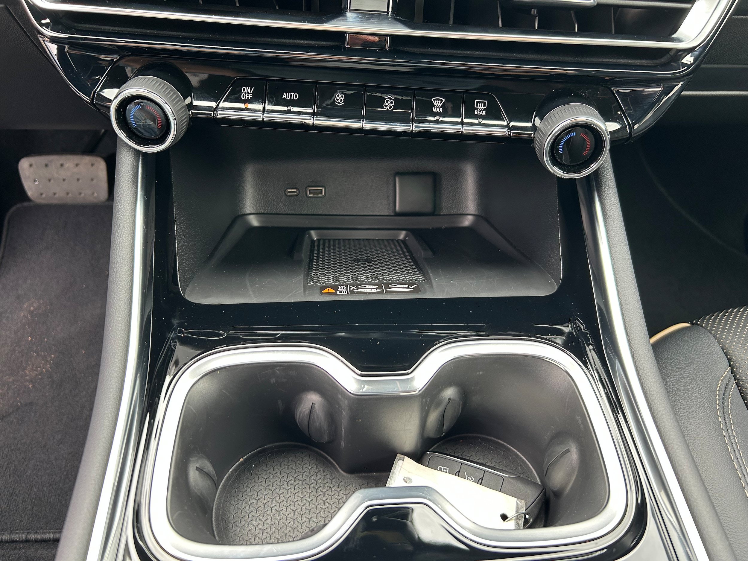 New 2026 Chevrolet Traverse High Country FWD image 26