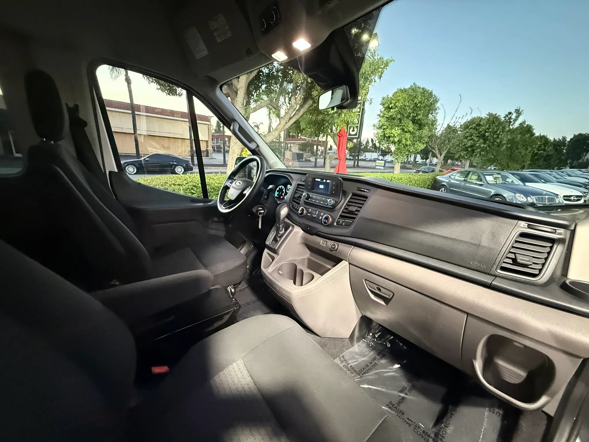 Used 2021 Ford Transit 350 XLT RWD image 15
