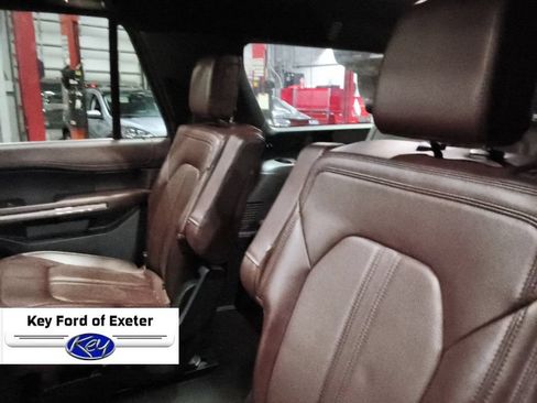 Used 2023 Ford Expedition Max Limited AWD/4WD image 13