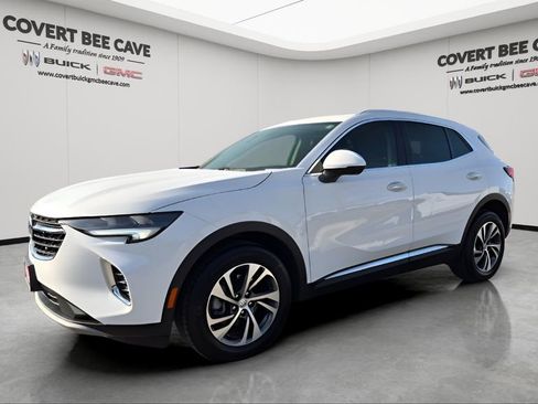 Used 2023 Buick Envision Essence image 3