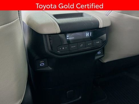 Certified 2024 Toyota Grand Highlander XLE image 27