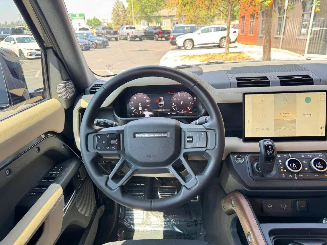 Used 2023 Land Rover Defender 130 X AWD/4WD image 14
