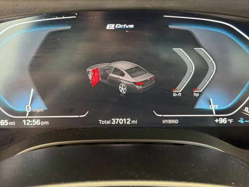 Certified 2023 BMW 530e xDrive w/ Convenience Package AWD/4WD image 19