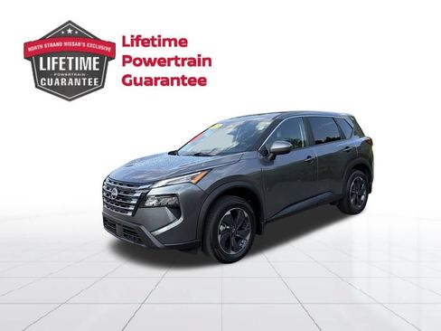Used 2025 Nissan Rogue SV FWD image 1