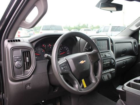 Used 2022 Chevrolet Silverado 1500 Custom RWD image 21