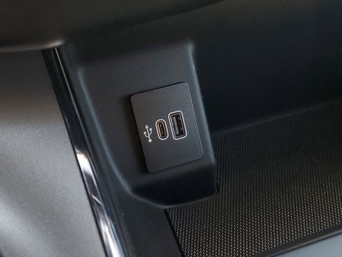 New 2025 Ford F150 Lightning Flash image 23