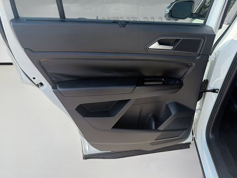 Used 2019 Volkswagen Atlas SE FWD image 25