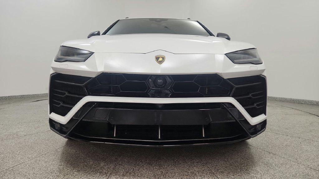Used 2020 Lamborghini Urus AWD/4WD image 10