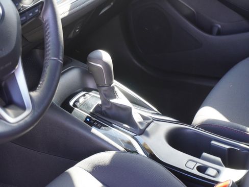 Used 2024 Toyota Corolla SE image 19