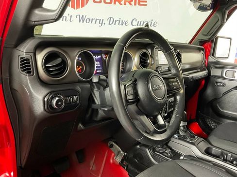 Used 2018 Jeep Wrangler Unlimited Sport S AWD/4WD image 13