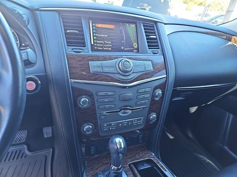 Used 2020 Nissan Armada SL w/ Premium Package image 21