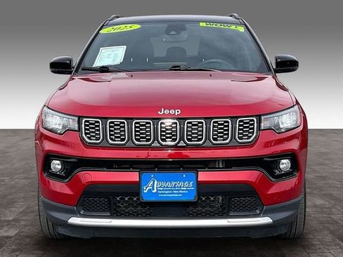 Used 2025 Jeep Compass Limited AWD/4WD image 3