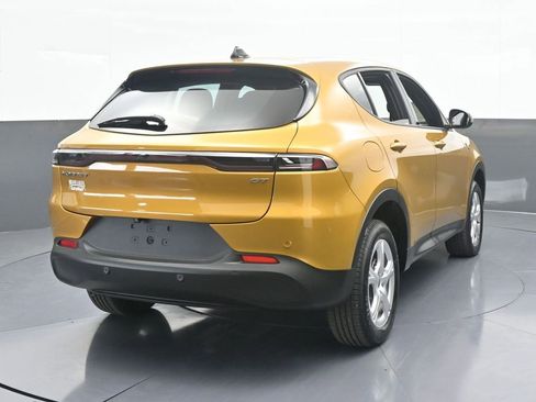 Used 2024 Dodge Hornet GT image 5