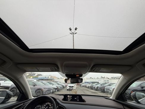 Used 2025 MAZDA CX-30 AWD 2.5 S w/ Premium Package image 21