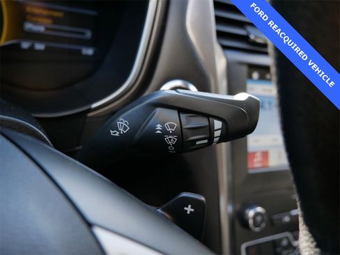 Used 2019 Ford Fusion SE image 20